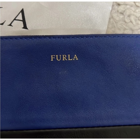 Furla Royal Blue and Black Leather Cosmetic Pouch - Picture 4 of 6